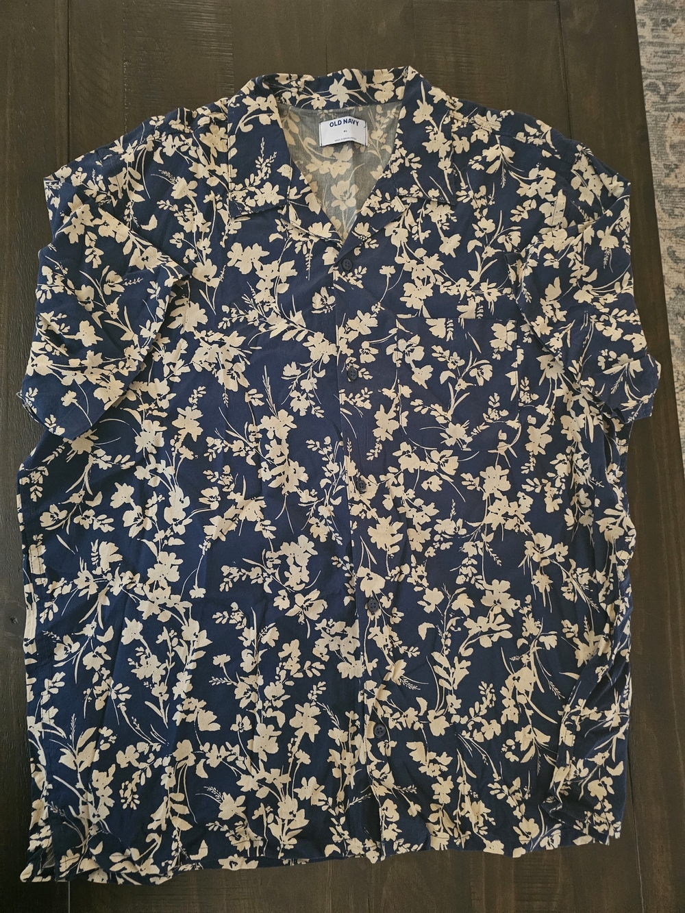 Old Navy Navy and Cream Floral Short-Sleeve Button-Up Shirt